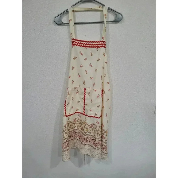 Vintage‎ Womens Apron Fits up to size 18 with adjustable strap - Picture 1 of 4